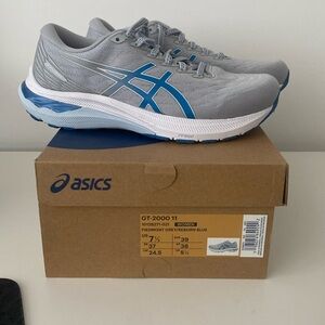 ASICS GT-2000 11 size 7.5